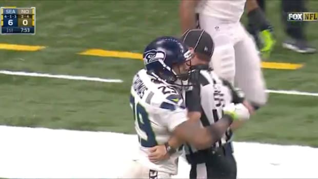 earl-thomas-hugs-referee-video.png